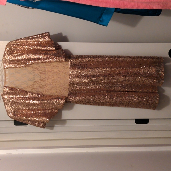 Gold sequin lace size 2 Asos maternity dress - Picture 3 of 7